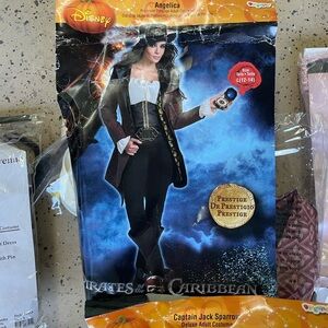 Disney Pirates of the Caribbean Angelica Costume- Brown and Black